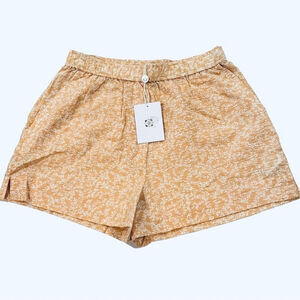 WAYF Where Are You Peach Vines Womens Shorts Size Small Color Peach NEW